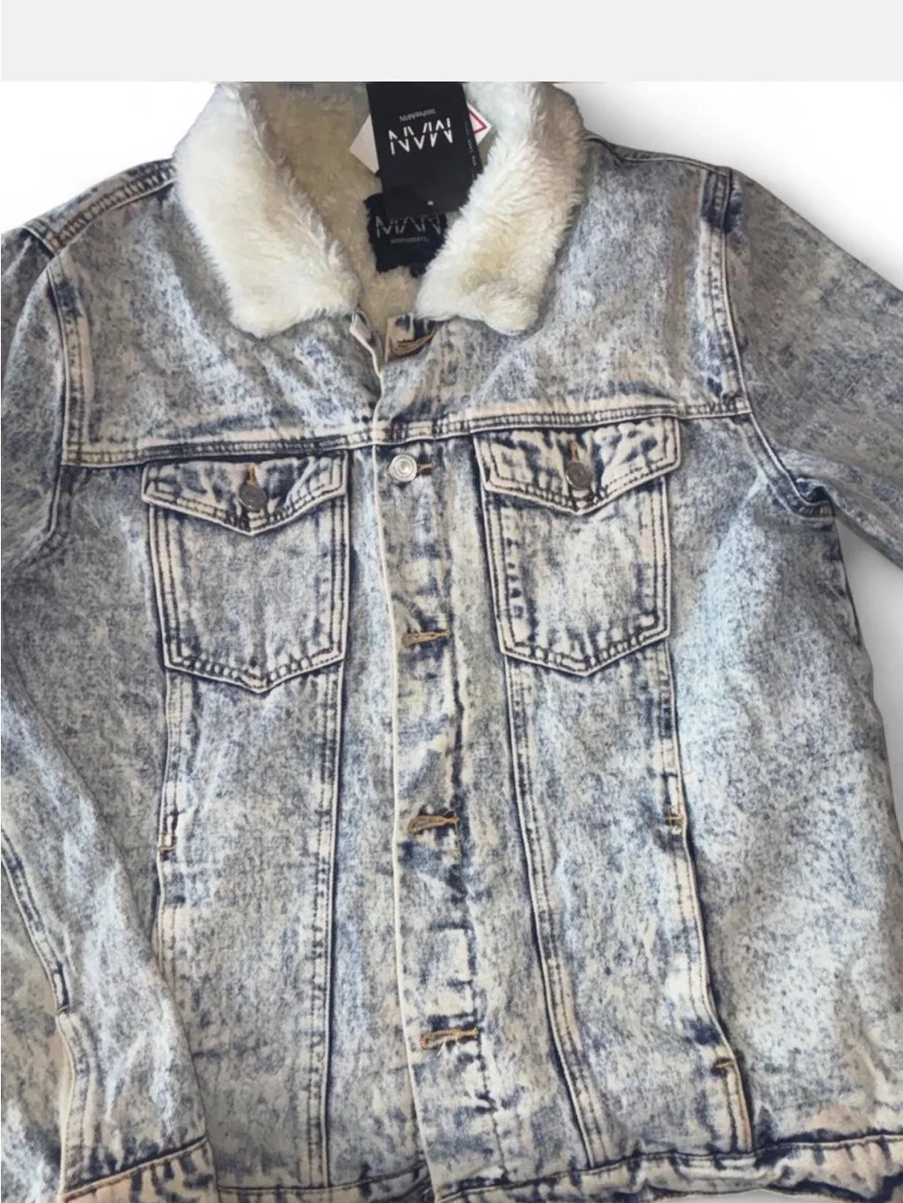 Boohoo Light Blue Acid Wash Denim Jacket with White Sherpa Collar